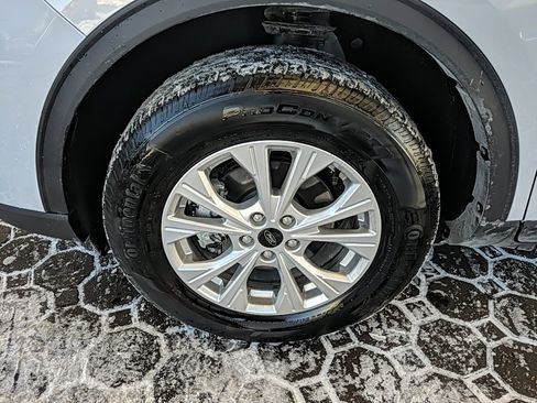 Used 2025 Ford Escape Active image 11