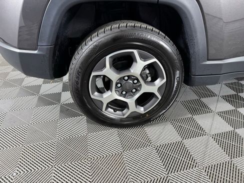 Used 2022 Jeep Compass Trailhawk w/ Trailhawk Elite Group image 35