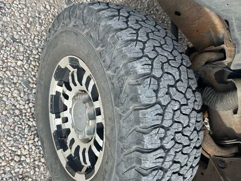 Used 2001 Chevrolet Silverado 2500 LS image 43