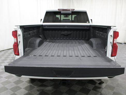 Used 2021 Chevrolet Silverado 2500 LTZ w/ LTZ Plus Package AWD/4WD image 20