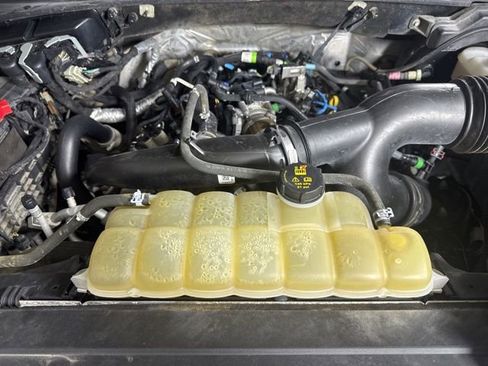 Certified 2019 Ford F150 XL w/ Equipment Group 101A Mid image 9