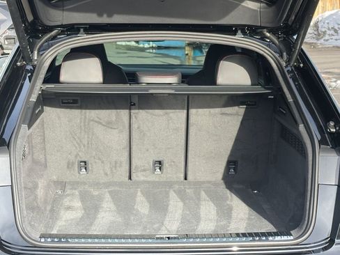 Used 2026 Audi RS Q8 performance image 29