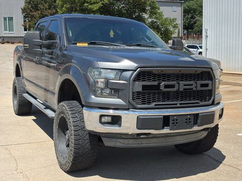 Used 2015 Ford F150 4x4 SuperCrew image 1