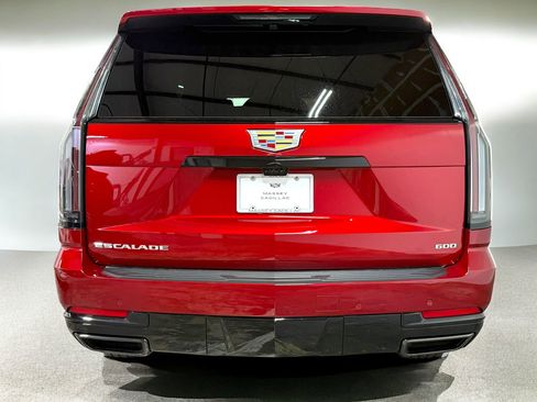 New 2025 Cadillac Escalade ESV Sport w/ Touring Package image 8