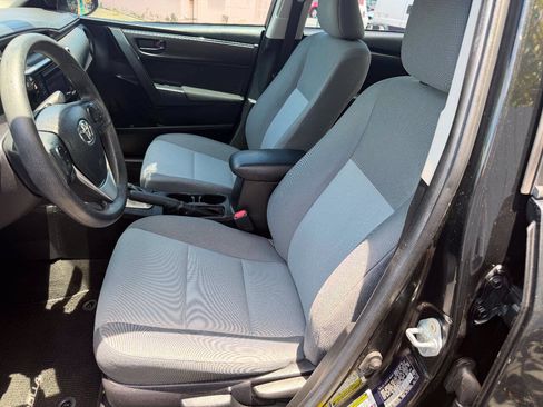 Used 2019 Toyota Corolla L FWD image 5