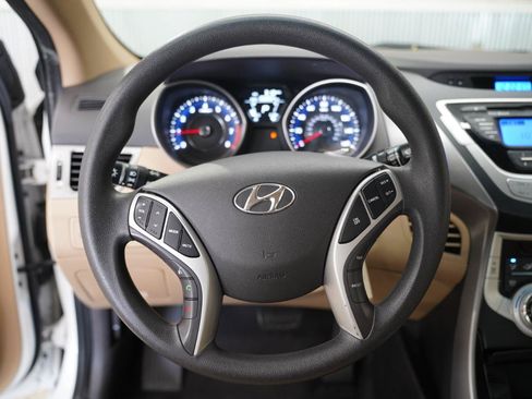 Used 2012 Hyundai Elantra GLS w/ Preferred Pkg 3 FWD image 12