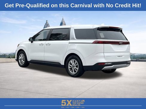 Used 2024 Kia Carnival LX image 21