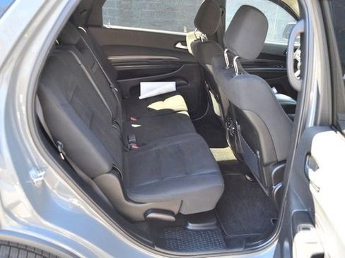 Used 2022 Dodge Durango SXT image 31