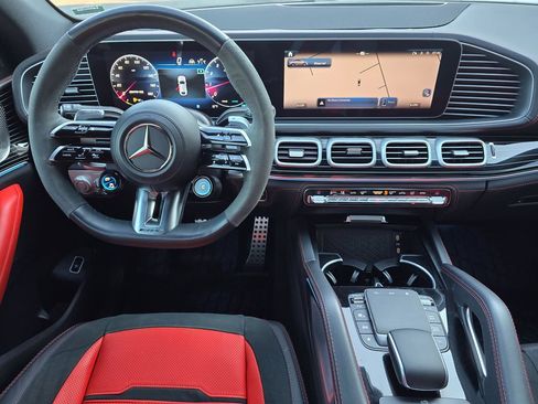 Used 2024 Mercedes-Benz GLE 53 AMG 4MATIC Coupe image 37