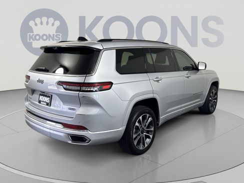 Used 2023 Jeep Grand Cherokee L Overland w/ Advanced Protech Group III AWD/4WD image 7