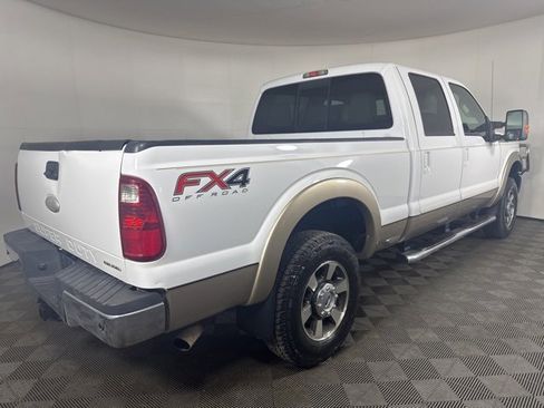 Used 2012 Ford F250 Lariat w/ Lariat Interior Pkg image 3
