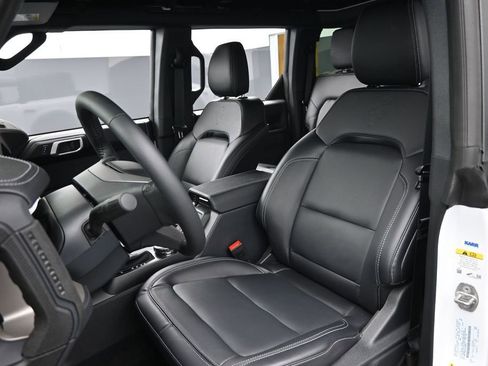 New 2026 Ford Bronco Outer Banks AWD/4WD image 29