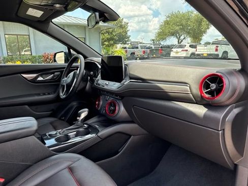 Used 2025 Chevrolet Blazer RS FWD image 10