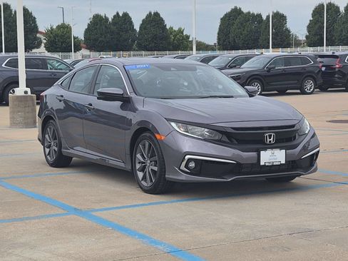 Used 2021 Honda Civic EX image 4