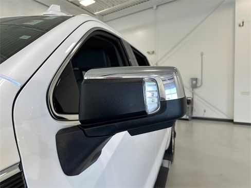 Used 2019 GMC Sierra 1500 SLT image 12