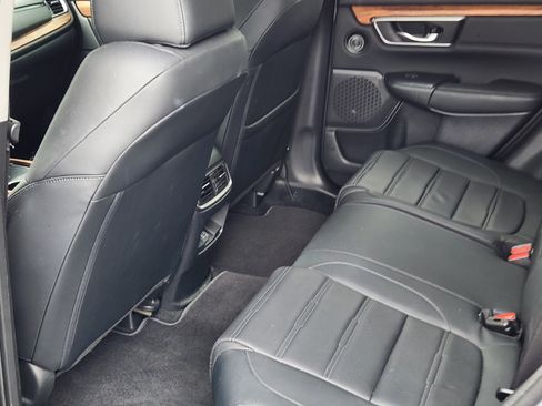 Used 2020 Honda CR-V Touring image 14