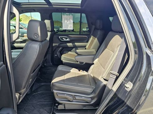 Used 2021 Chevrolet Tahoe High Country w/ Premium Package AWD/4WD image 23
