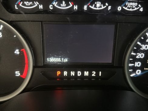 Used 2017 Ford F350 XLT w/ XLT Premium Package AWD/4WD image 10