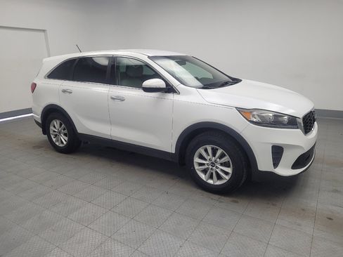 Used 2019 Kia Sorento LX image 11