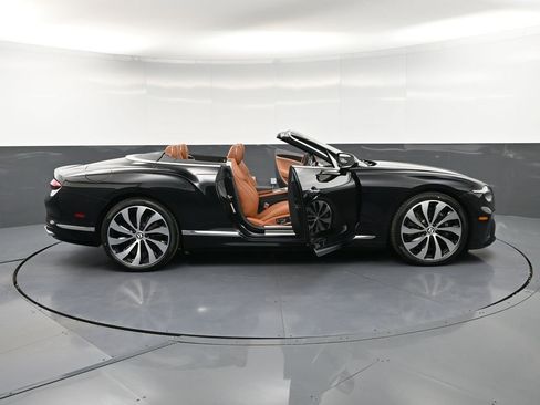 New 2026 Bentley Continental GTC AWD/4WD image 37