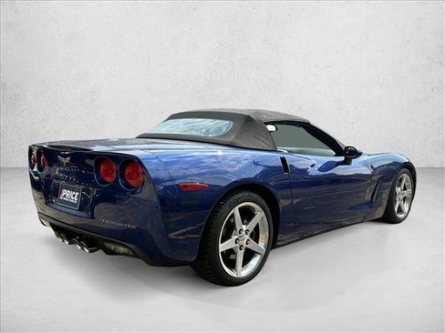 Used 2005 Chevrolet Corvette Convertible RWD image 5