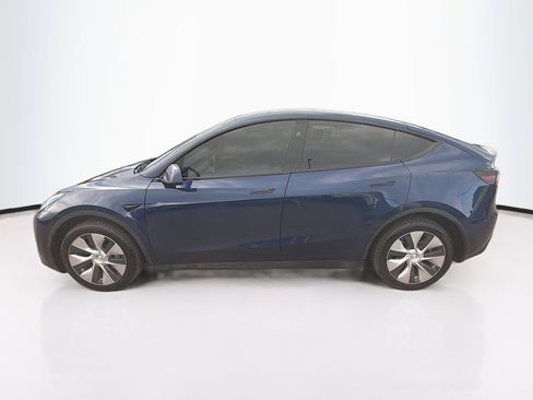 Used 2023 Tesla Model Y Long Range AWD/4WD image 4