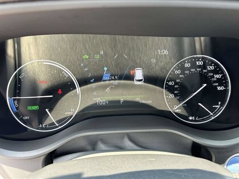 Used 2024 Toyota Sienna Limited AWD/4WD image 13