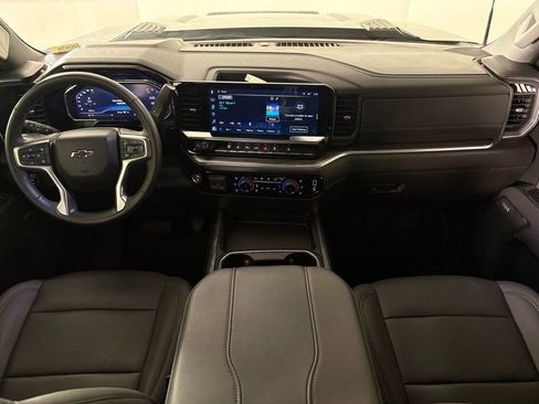 Used 2025 Chevrolet Silverado 2500 LTZ w/ Trail Boss Package image 38