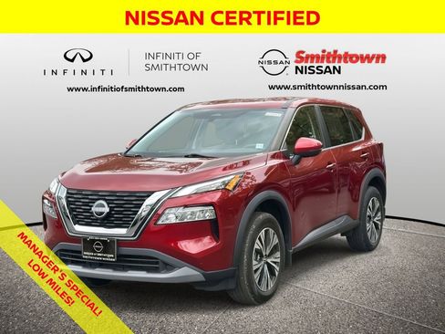Certified 2022 Nissan Rogue SV image 2