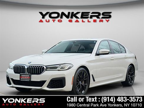 Used 2022 BMW 540i xDrive w/ M Sport Package image 5