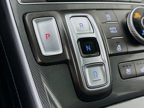 Used 2022 Hyundai Santa Fe Limited AWD/4WD image 19