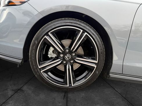 Used 2025 Honda Accord Sport image 14