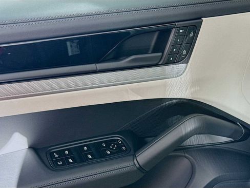 New 2026 Porsche Cayenne S image 14