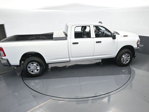 Used 2024 RAM 3500 Tradesman w/ Chrome Appearance Group image 47