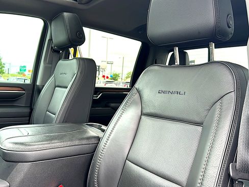 Used 2024 GMC Sierra 2500 Denali AWD/4WD image 15