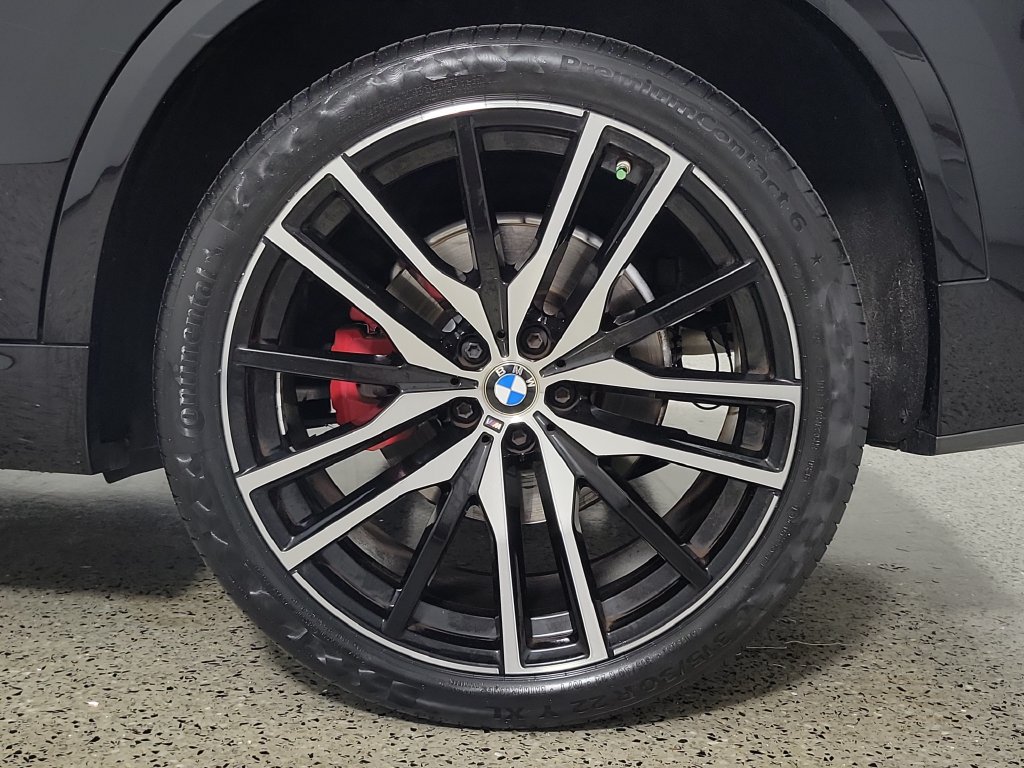Used 2022 BMW X5 sDrive40i w/ M Sport Package RWD image 10