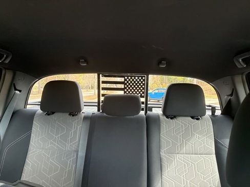 Used 2021 Toyota Tacoma TRD Sport w/ Technology Package image 33