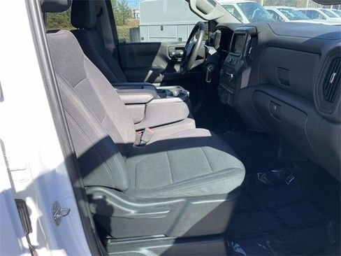 Used 2020 Chevrolet Silverado 1500 Custom w/ Custom Convenience Package image 26