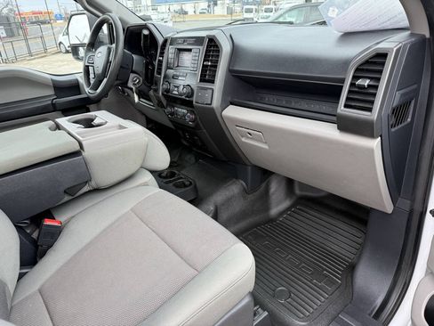 Used 2022 Ford F250 XL w/ Power Equipment Group RWD image 14