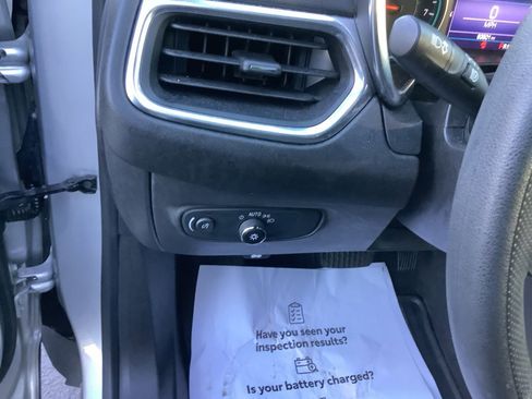 Used 2022 Chevrolet Equinox LT image 13