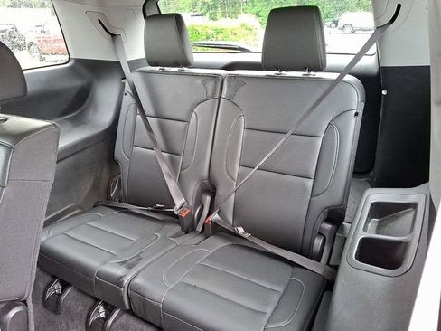 Used 2023 GMC Acadia SLT image 14