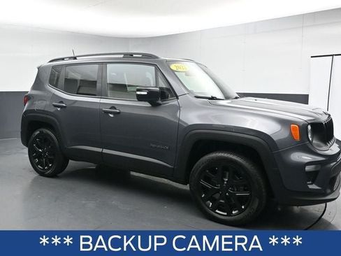 Used 2022 Jeep Renegade Altitude AWD/4WD image 2
