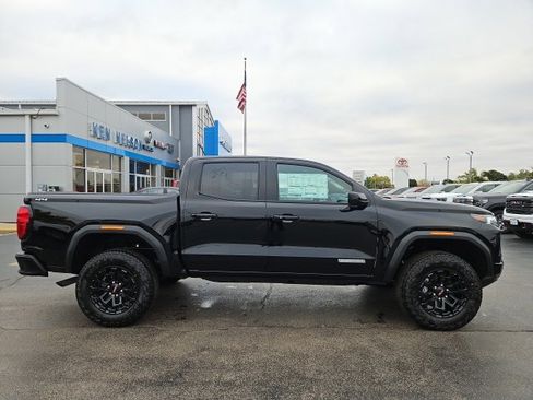 New 2026 GMC Canyon Elevation w/ Convenience Package image 13