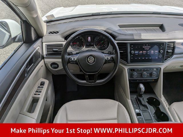 Used 2020 Volkswagen Atlas SE w/ Panoramic Sunroof Package FWD image 15