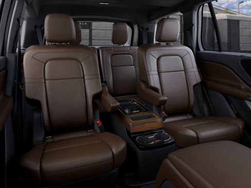 New 2027 Lincoln Aviator Reserve AWD/4WD image 11