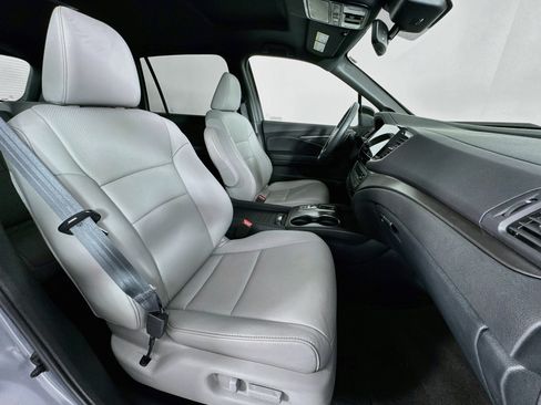 Certified 2023 Honda Passport EX-L image 28
