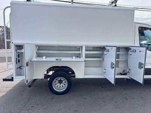 Used 2023 Ford Transit 350 w/ Interior Upgrade Package image 33