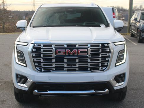 New 2026 GMC Yukon XL Denali w/ Sun & Power Step Package AWD/4WD image 2