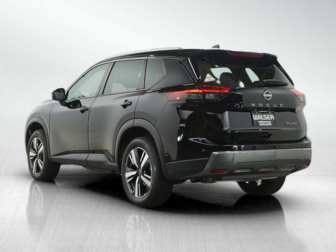 Used 2026 Nissan Rogue SL AWD/4WD image 4