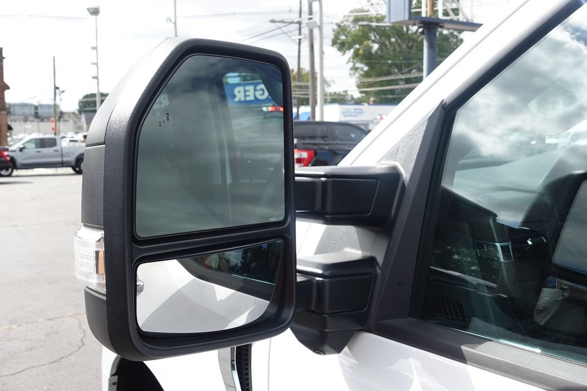 Used 2024 Ford F150 XLT w/ FX4 Off-Road Package AWD/4WD image 8